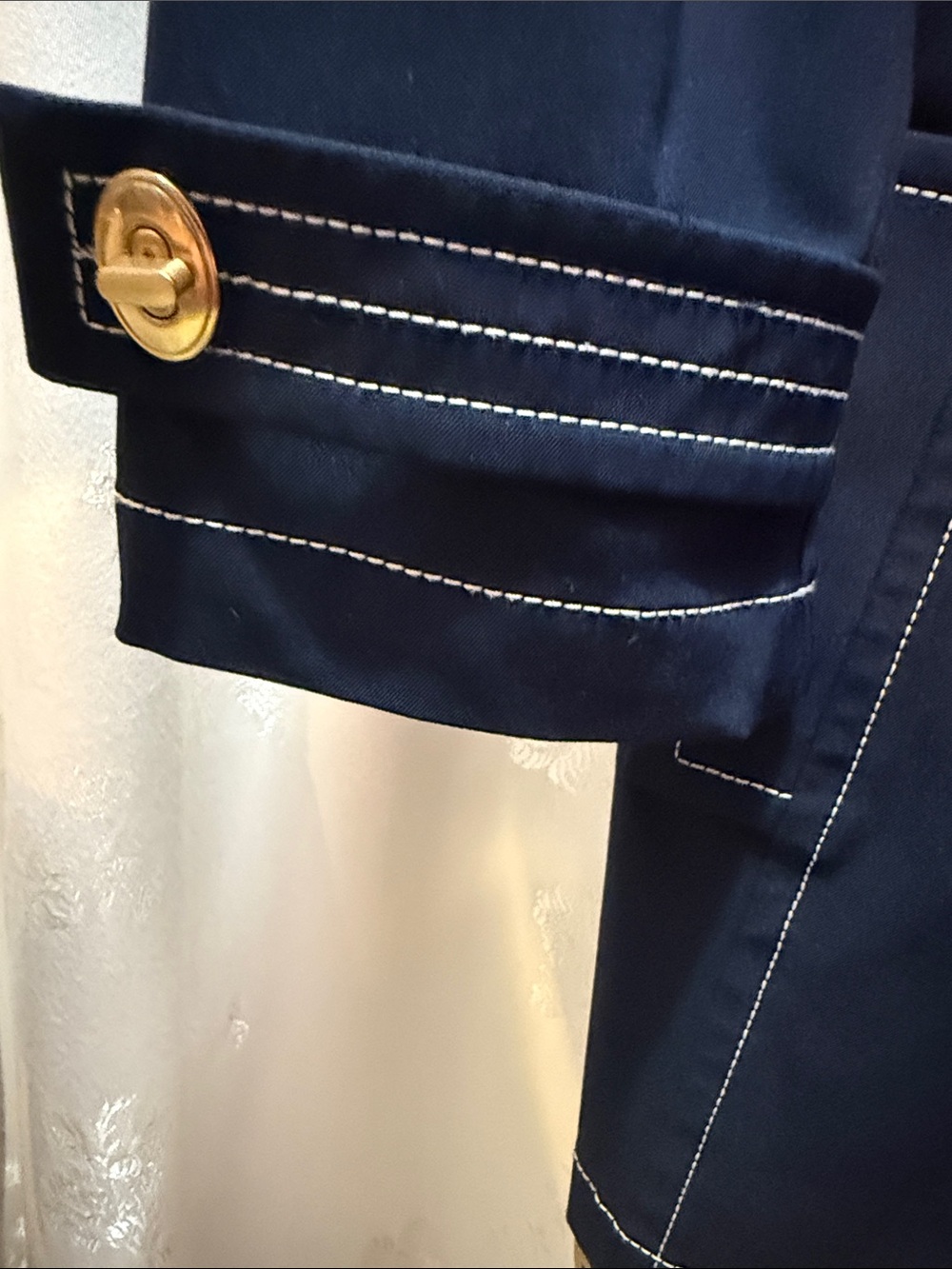 St John Classic Navy Trench Coat with White Stitching and Gold Accents & Belt - Picture 8 of 10